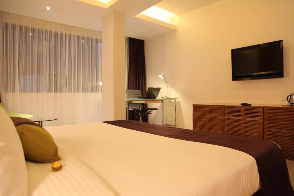 The Purple Leaf Hotels Haydarabad Dış mekan fotoğraf
